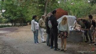 سكس عنيف فلاحة تتناك من مجموعة - xnx