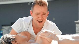 سكس ميلف رجل المنزل الجديد - xnx