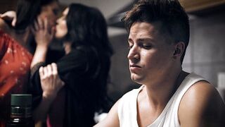 ولد الأمهات الممحون نيك امهات - xnx