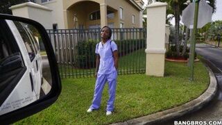 ممرضة مراهقة تقدم مساعدة مؤهلة مساج سكس - xnx