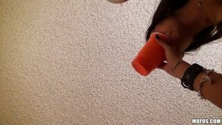 سكس جماعي فتيات مجنونات في حفلة - xnx